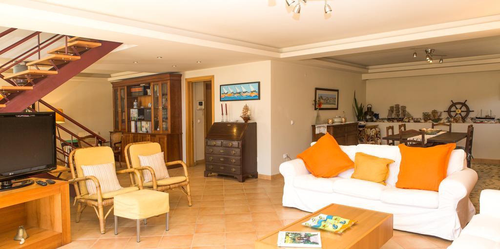 Casa Palheiro Amarelo Da Biarritz Villa Costa Nova Exterior photo